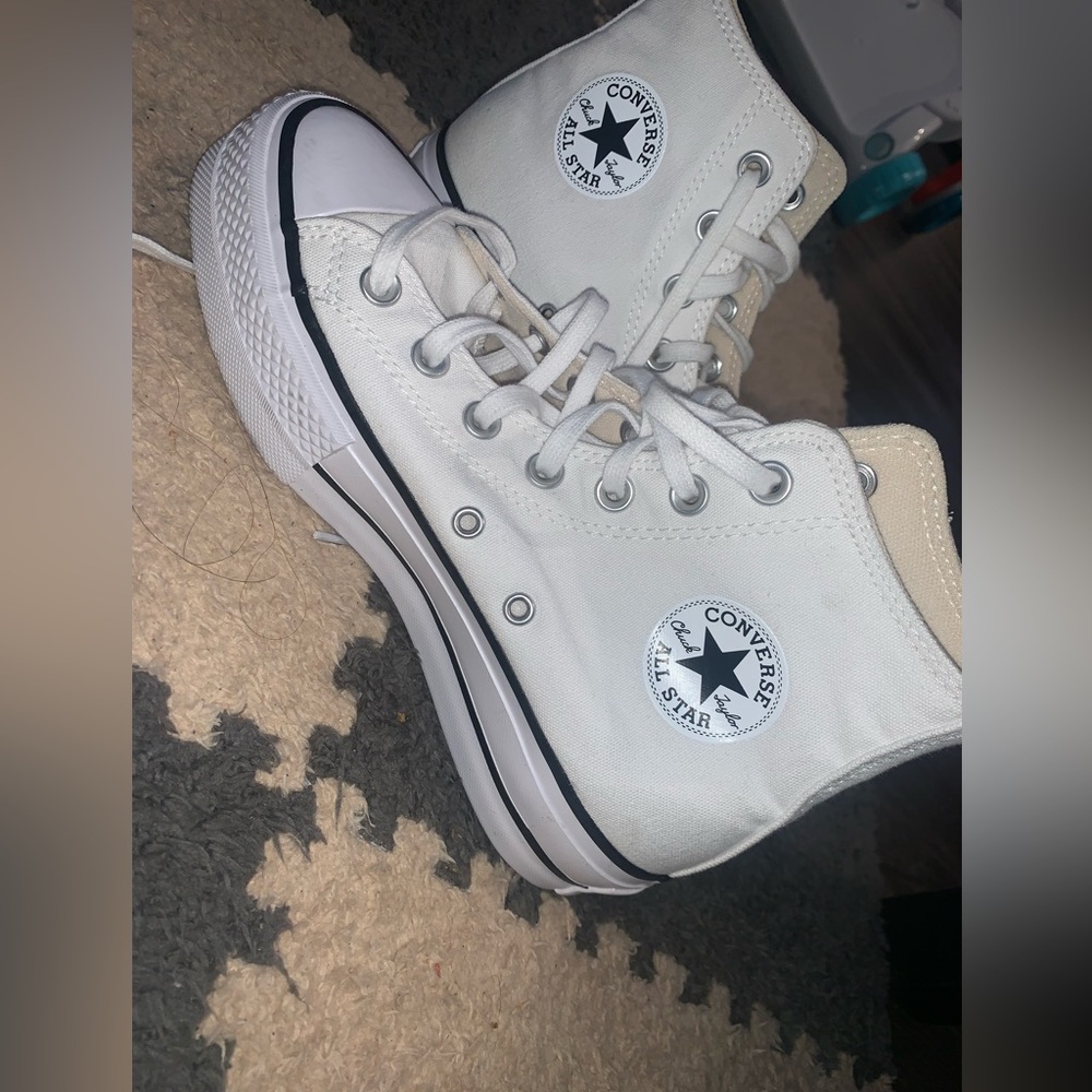 Platform converse